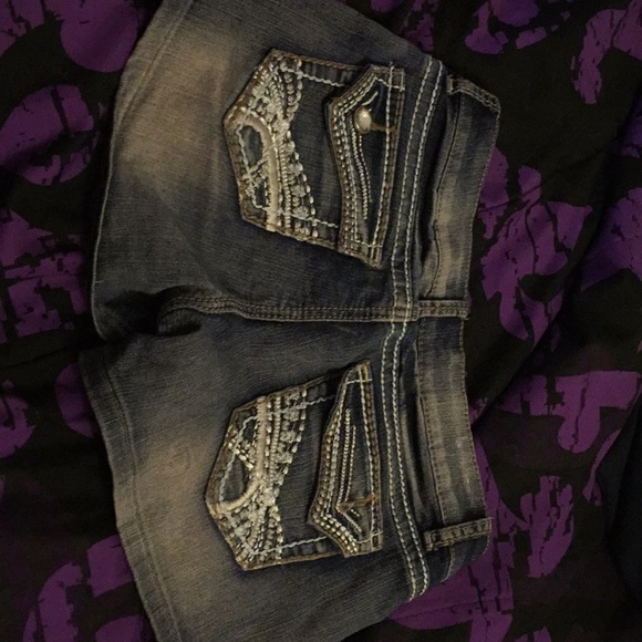 Shorts - Picture 2 of 2